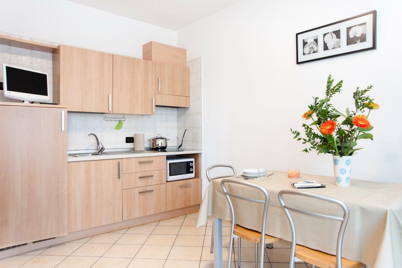 Residence Cigno Rimini Eksteriør billede
