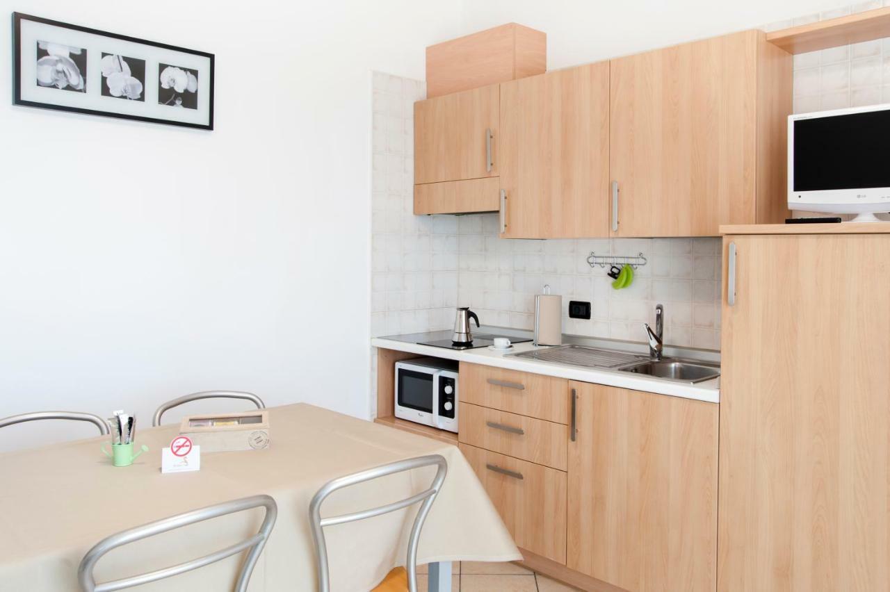 Residence Cigno Rimini Eksteriør billede